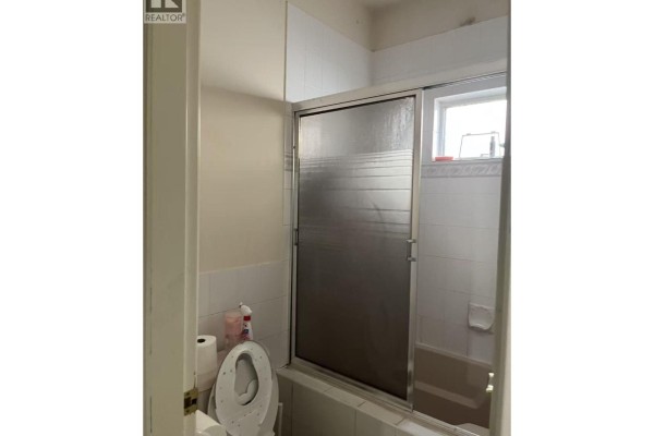 10000 Railway Avenue, Richmond, BC, photo 3