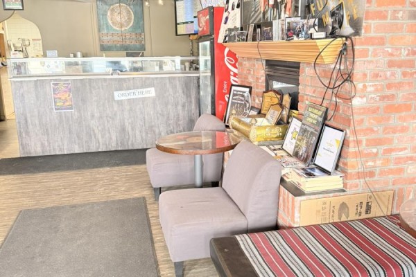 10006 101 Ave, Grande Prairie, AB T8V2P9 Photo 2
