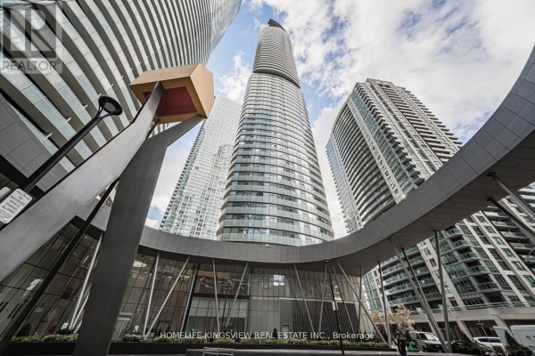 1001 - 12 York Street, Toronto, ON, photo 3