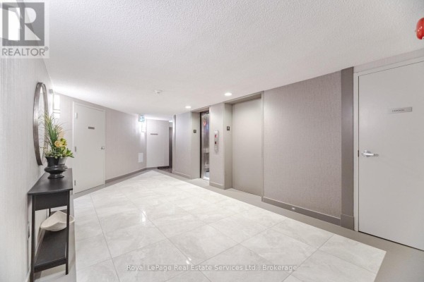 Foyer - 1001 - 1201 North Shore Boulevard E, Burlington, ON L7S1Z5 Photo 4