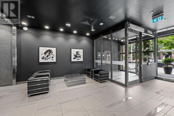 1001 - 224 Lyon Street N Street, Ottawa, ON K1R0C1 Photo 4