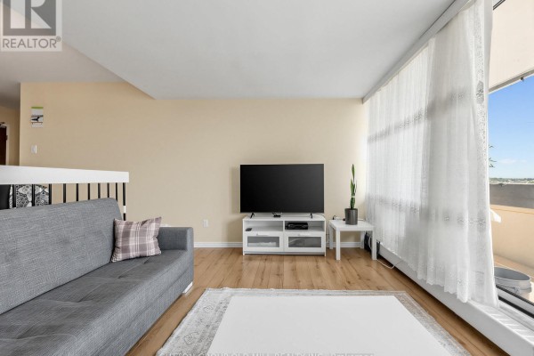Bedroom 2 - 1001 - 455 Sentinel Road, Toronto, ON M3J1V5 Photo 5