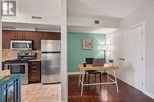 1001 - 70 Landry Street, Ottawa, ON K1L0A8 Photo 4