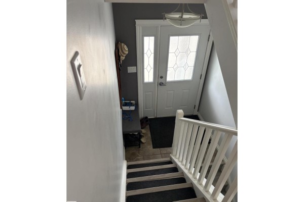 1001 7 Av, Cold Lake, AB T9M1C4 Photo 4