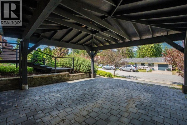 Kitchen - 1001 Gilker Street, Nelson, BC V1L5V3 Photo 4