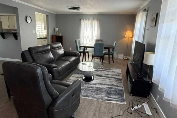 10013 100 Street, High Level, AB, photo 2