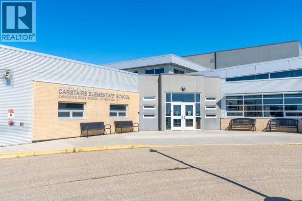1001a Highway 2a, Carstairs, AB, photo 2