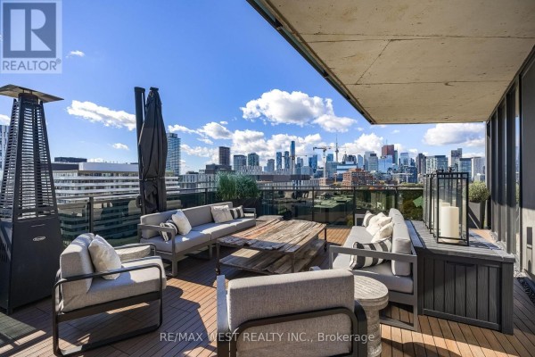 1002 - 21 Lawren Harris Square, Toronto