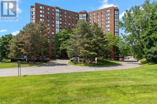 1002 - 2871 Richmond Road, Ottawa, ON K2B8M5 Photo 2
