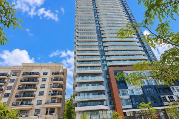 1002 - 4065 Confederation Parkway, Mississauga