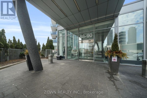 1002 - 88 Park Lawn Road, Toronto, ON, photo 3