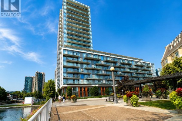 Primary Bedroom - 1002 - 90 Stadium Road, Toronto, ON M5V3W5 Photo 4