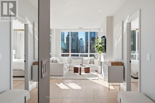 Primary Bedroom - 1002 - 980 Yonge Street, Toronto, ON M4W3V8 Photo 3