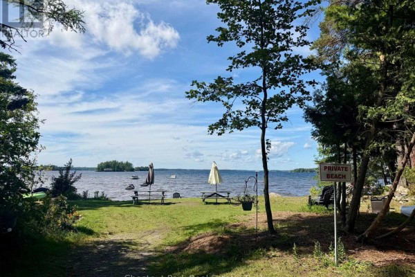 1002 Chippawa Avenue, Gravenhurst), ON P1P1T5 Photo 5