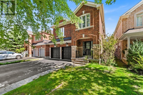 1002 Oaktree Crescent, Newmarket, ON L3X2Z3 Photo 4