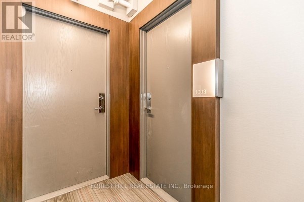 1003 - 21 Widmer Street, Toronto, ON M5V0B8 Photo 5