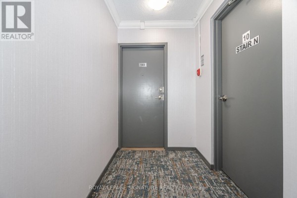Primary Bedroom - 1003 - 3170 Kirwin Avenue, Mississauga, ON L5A3R1 Photo 4