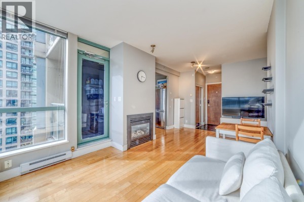 1003 1238 Burrard Street, Vancouver, BC V6Z3E1 Photo 2
