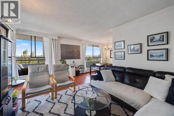 1003 3737 Bartlett Court, Burnaby, BC V3J7E3 Photo 4
