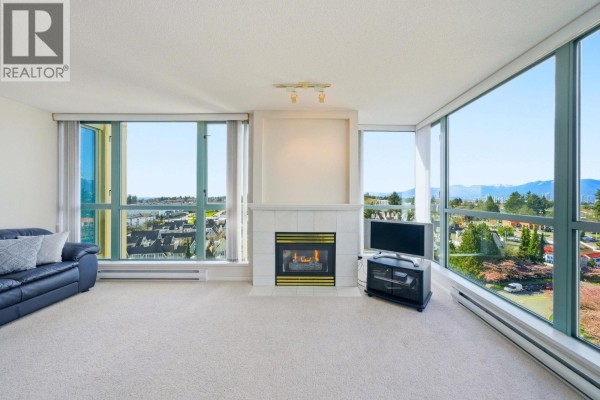 1003 6622 Southoaks Crescent, Burnaby, BC V5E4K2 Photo 4