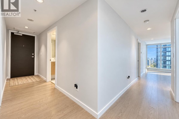 1003 6700 Dunblane Avenue, Burnaby, BC V5H0J3 Photo 5