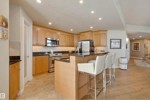 Den - #1003 9020 Jasper Av Nw, Edmonton, AB T5H3S8 Photo 4