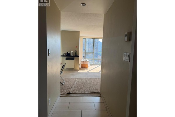 1003 930 Cambie Street, Vancouver, BC V6B5X6 Photo 2