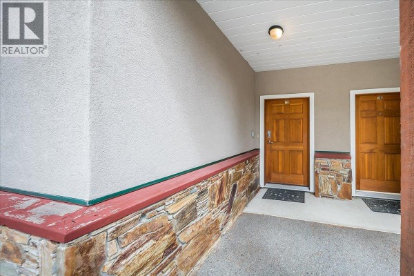 Bedroom - 1003 Mountain View Road Unit# D, Rossland, BC V0G1Y0 Photo 2