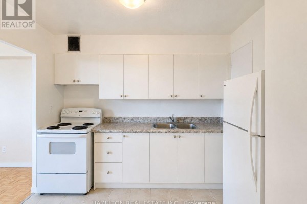 1004 - 126 Bellamy Road, Toronto, ON M1J2L1 Photo 5