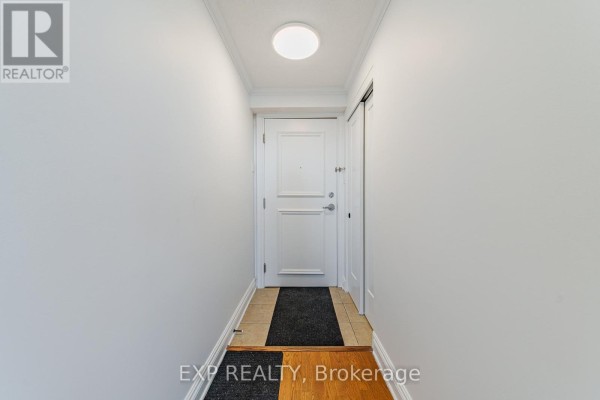 Living room - 1004 - 1440 Heron Road, Ottawa, ON K1V0X2 Photo 3