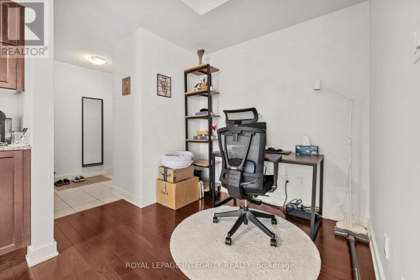 Den - 1004 - 179 Metcalfe Street, Ottawa, ON K2P1P7 Photo 4