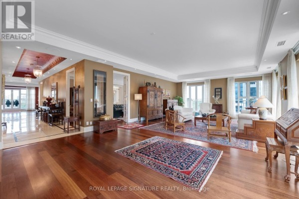 Laundry room - 1004 - 33 Delisle Avenue, Toronto, ON M4V3C7 Photo 3