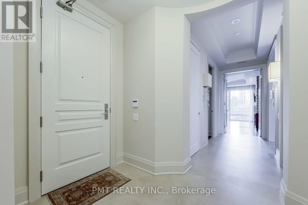 1004 - 80 Yorkville Avenue, Toronto, ON, photo 2