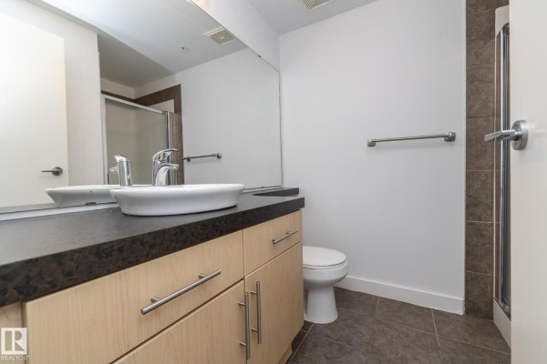 Bedroom 2 - #1004 10136 104 St Nw, Edmonton, AB T5J0B5 Photo 5