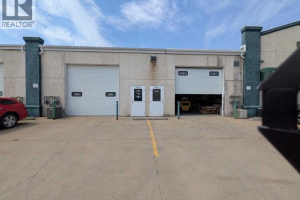 10047,10053,10055,10077 166 Street, Edmonton, AB T5P4Y1 Photo 2