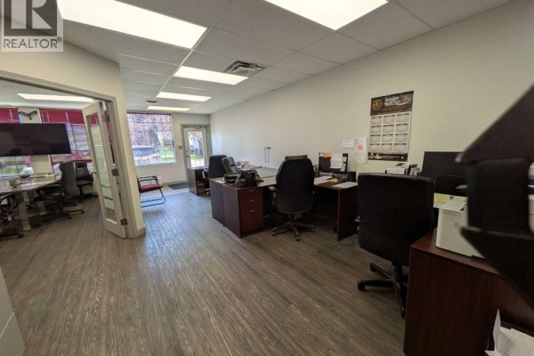 10047,10053,10055,10077 166 Street, Edmonton, AB T5P4Y1 Photo 5