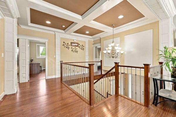 10047 129 Street, Surrey, BC V3T3G6 Photo 5