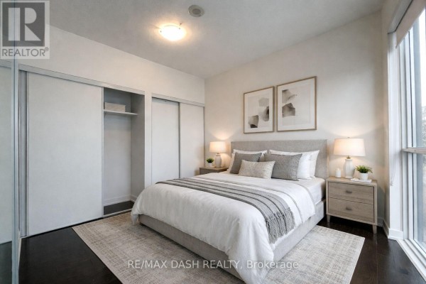 1005 - 1 The Esplanade Drive, Toronto, ON, photo 2