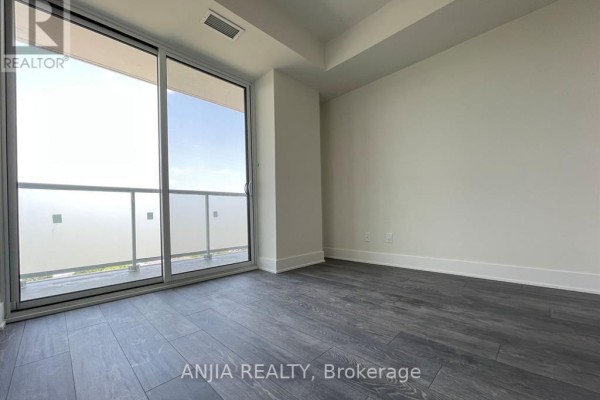 1005 - 188 Fairview Mall Drive, Toronto, ON M2J4T1 Photo 5