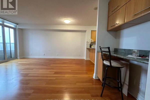Kitchen - 1005 - 78 Harrison Garden Boulevard, Toronto, ON M2N7E2 Photo 3