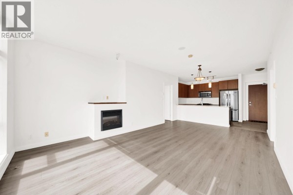 1005 280 Ross Drive, New Westminster, BC, photo 3