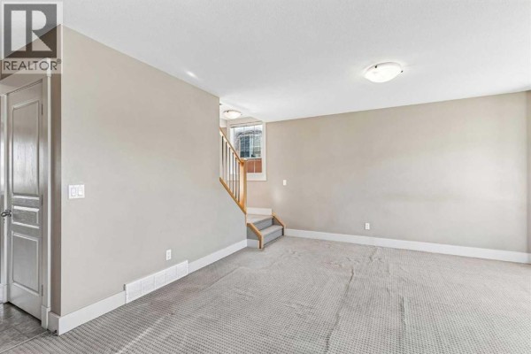 Living room - 1005 Taradale Drive Ne, Calgary, AB T3J0E7 Photo 3