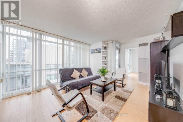 1006 - 11 Brunel Court, Toronto