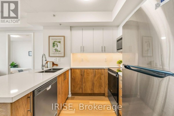1006 - 5740 Yonge Street, Toronto, ON M2M0B1 Photo 4