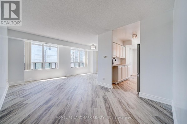1006 - 8 Hillcrest Avenue, Toronto, ON, photo 2