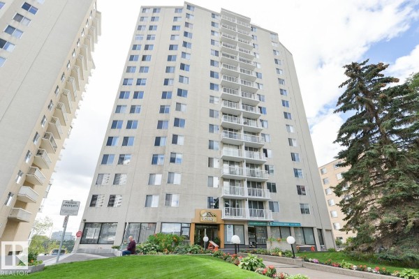 Kitchen - #1006 12141 Jasper Av Nw, Edmonton, AB T5N3X8 Photo 3