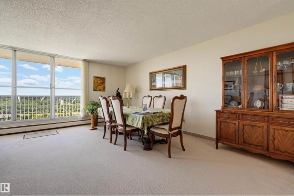 Bedroom 2 - #1006 12141 Jasper Av Nw, Edmonton, AB T5N3X8 Photo 5