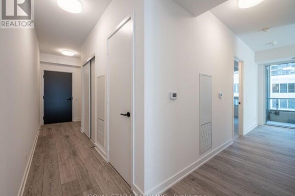 1007 - 108 Peter Street, Toronto, ON M5V2G7 Photo 5