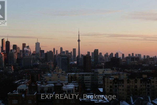 1007 - 160 Balmoral Avenue, Toronto, ON M4V1J7 Photo 2