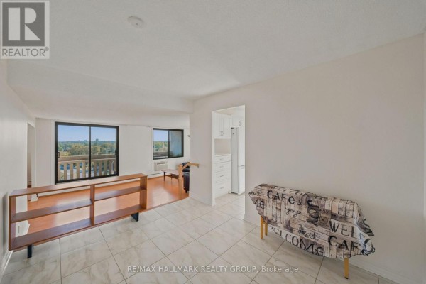 Den - 1007 - 415 Greenview Avenue, Ottawa, ON K2B8G5 Photo 4